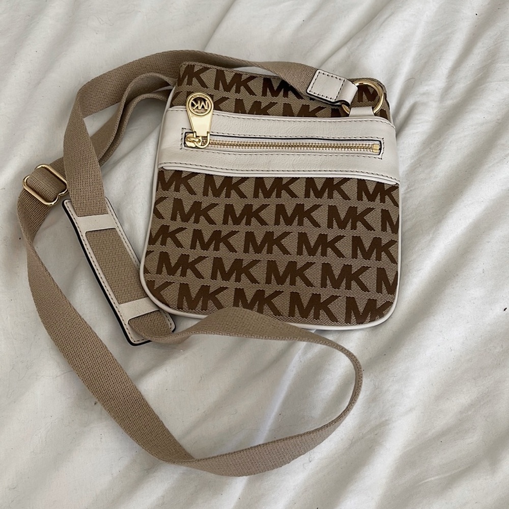 Michael Kors Crossbody Bag
